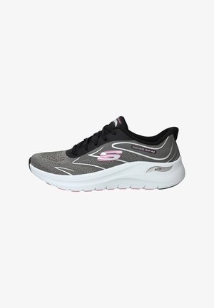 Grijze en zwarte Skechers sneaker met roze accenten, witte zool, ademend mesh bovenwerk en Arch Fit demping in de hak.