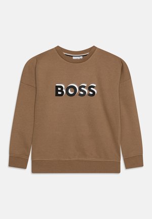 Brauner Sweatshirt mit Rundhalsausschnitt, langen Ärmeln und einem auffälligen schwarzen und weißen "BOSS"-Logo auf der Vorderseite. Weicher Stoff.