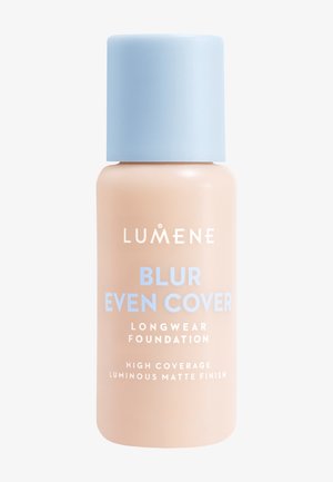 Flacon de fond de teint longue tenue Lumene Blur Even Cover avec bouchon bleu clair, indiqué haute couvrance et fini mat lumineux.