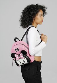 Karactermania HEADY CASUAL - Mochila - Minnie pink