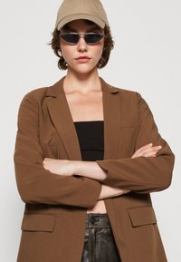 Object Blazer - dark earth