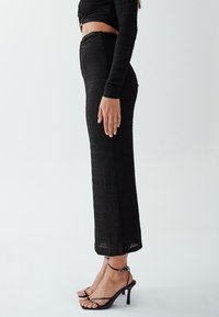 CALLI TIA - Maxisukňa - black