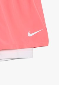 Nike Performance Pantalón corto de deporte - pink