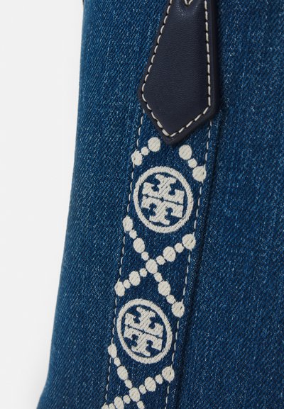 Tory Burch PERRY TRIPLE COMPARTMENT SMALL TOTE - Torbica - denim multi