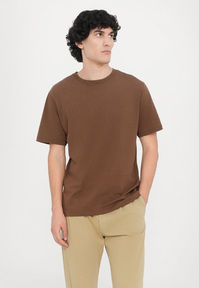 CLOSED BERGEN TAPERED - Chinos - beige