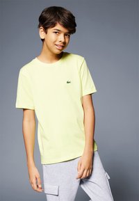 Lacoste - UNISEX - T-shirts basic - limeira Miniaturebillede 1