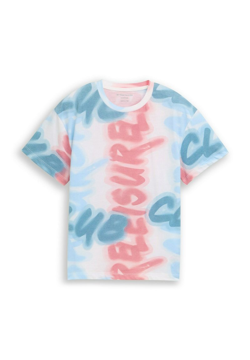 Tričko s krátkym rukávom v bielej farbe s abstraktnými modrými a ružovými textovými vzormi. Okrúhly výstrih, ľahká látka a voľný strih.