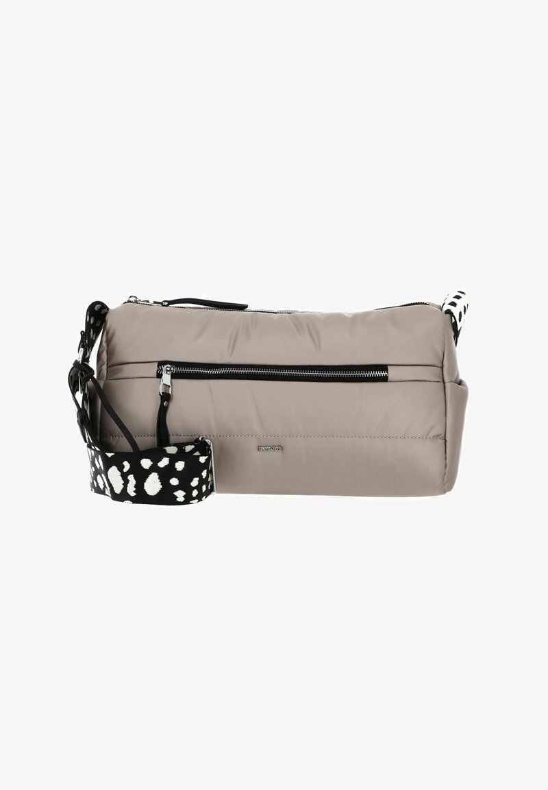 Sac bandoulière en nylon beige avec fermeture zippée supérieure, doté d'une bandoulière noire amovible à motif blanc à pois et d'une poche avant zippée.