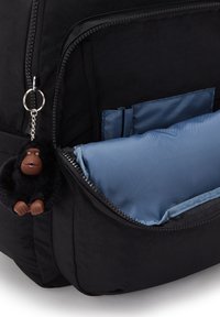 Kipling SEOUL COLLEGE BTS - Reseryggsäck - true black