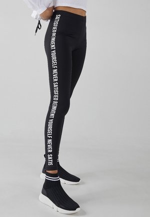 Bershka Spodnie legginsy
