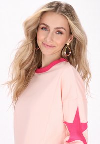 IZIA Sudadera - light pink