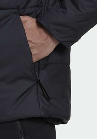 adidas Sportswear Talvitakki - black