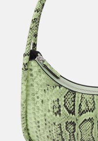 Monki Handväska - brown