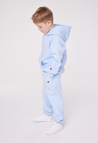 Champion - EXCLUSIVE PANT UNISEX - Verryttelyhousut - light blue Pienoiskuva 1