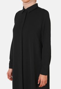 Modanisa Skjortebluser - black