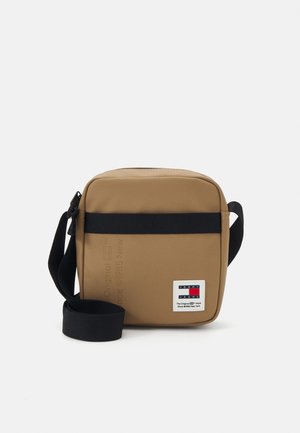 DAILY REPORTER - Bandolera - bronze twist