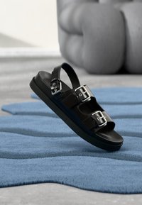 Δεν επιλέχθηκε, black