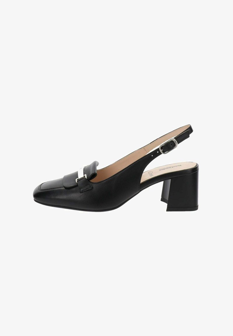Escarpin slingback en cuir noir avec bout carré, détail de boucle argentée, bride ajustable et talon bloc moyen.