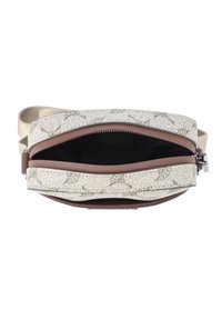 Mała beżowa torba na ramię z subtelnym szarym wzorem kwiatowym, brązowym wykończeniem suwaka, częściowo otwartym suwakiem oraz regulowanym materiałowym paskiem.