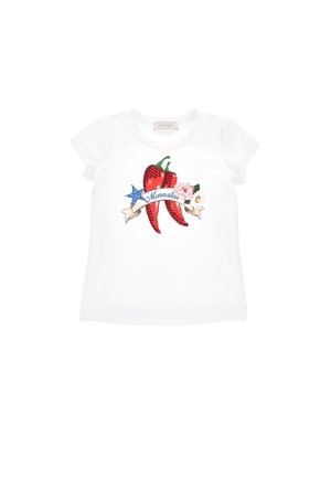 Witte T-shirt met korte mouwen met twee rode chilipepers, blauwe ster, bloemen en een "Monnalisa" tekstbanner op de voorkant.