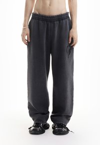 FAVELA DART JOGGER UNISEX - Trainingsbroek - black washed