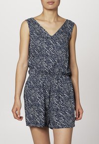 ONLY Mono - white