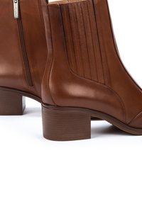 Martinelli ZINNIA - Botines - brown
