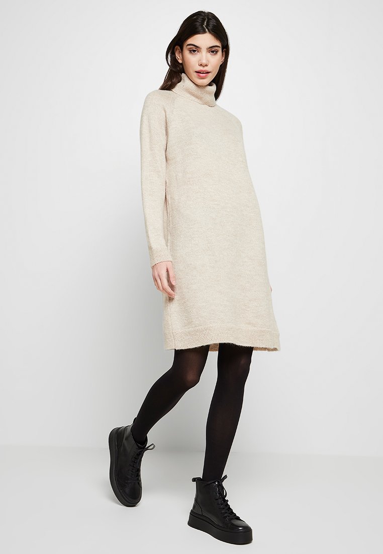 DRESS FEM KNIT PC81/PL19
