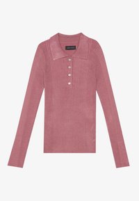 Ribbet langermet polo-topp i støvete rosa med krage, fem-knappers lukking, og en myk tekstur. Enkelt design uten ekstra mønstre.