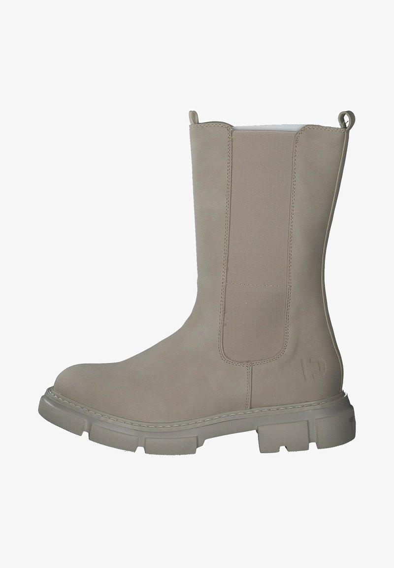 Bottes beige à la cheville en matière suédée lisse, avec des panneaux élastiques sur les côtés, un bout arrondi et une semelle épaisse à relief. Logo embossé sur le côté.