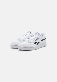 Reebok Classic Tenisky - white