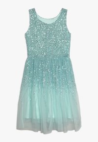 Robe sans manches de couleur bleu clair avec des sequins scintillants sur le buste et une jupe superposée en tulle, conçue pour une enfant ou une jeune fille.