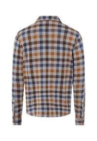 Flanellen shirt met een geruit patroon in bruin, grijs en blauw, voorzien van een klassieke kraag en lange mouwen, afgewerkt met knoopmanchetten.