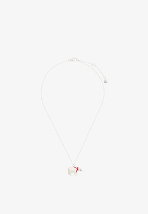 Hõbedane kett-kaelakee väikese valge jääkaruga ripatsiga, kes kannab punast salli, varustatud homaarlukuga ja pikenduskettaga.