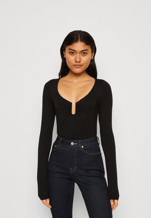 TOUCH U RING RUCHED BODY - Camiseta estampada - black