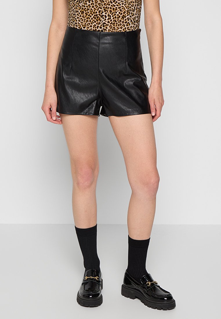 pinko Shorts zwart pinko Shorts zwart