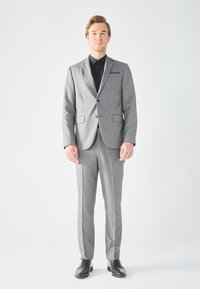 Pier One Suit - grey
