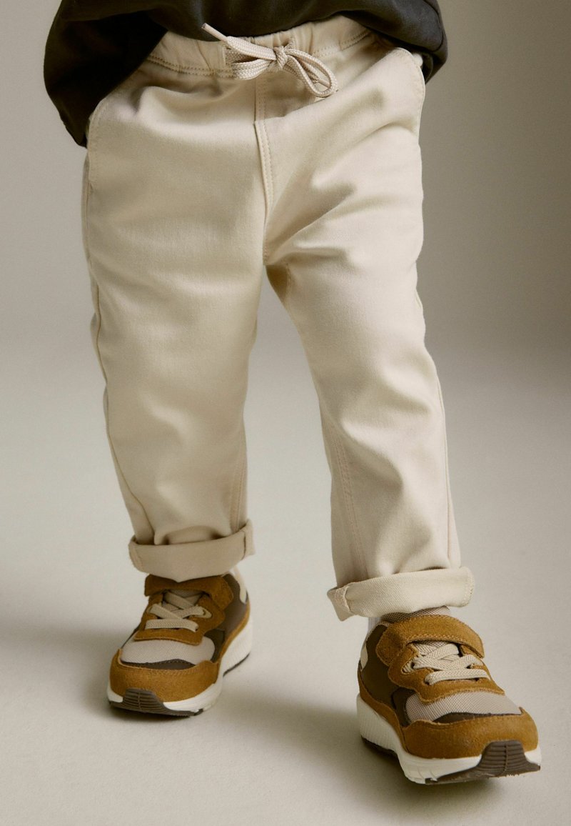 Next SUPER  PULL ON WITH STRETCH - Jean droit - ecru cream