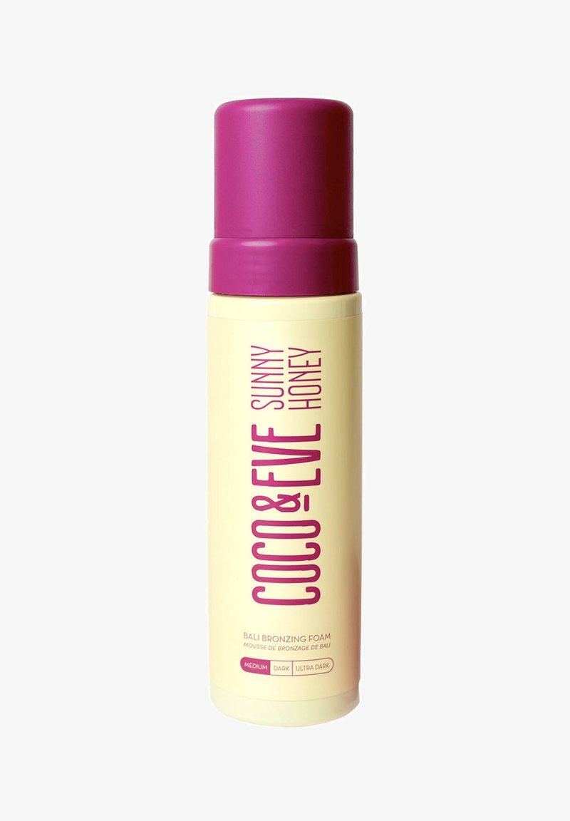 Coco & Eve - SUNNY HONEY BALI BRONZING FOAM - Zelfbruiner - medium, Vergroten