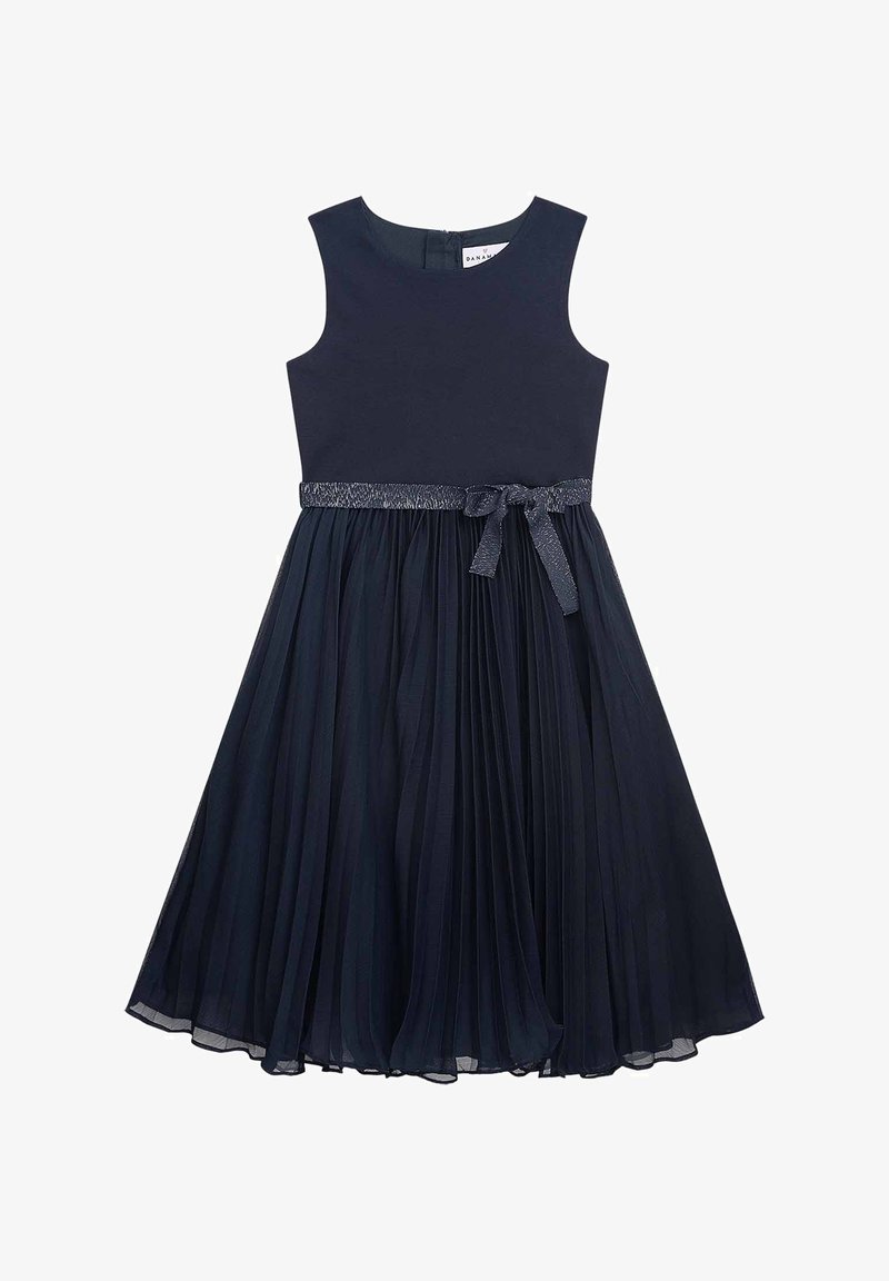 Marineblaues Kleid mit tailliertem Oberteil und plissiertem Chiffonrock. Mit silberfarbenem Taillenband und Bindeband, ärmellosem Design und Rückenreißverschluss.