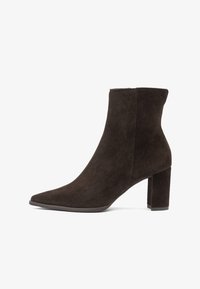 Επιλέχθηκε, brown