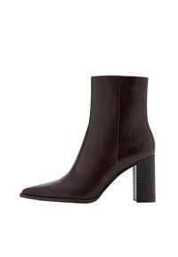 High heeled ankle boots - chocolate