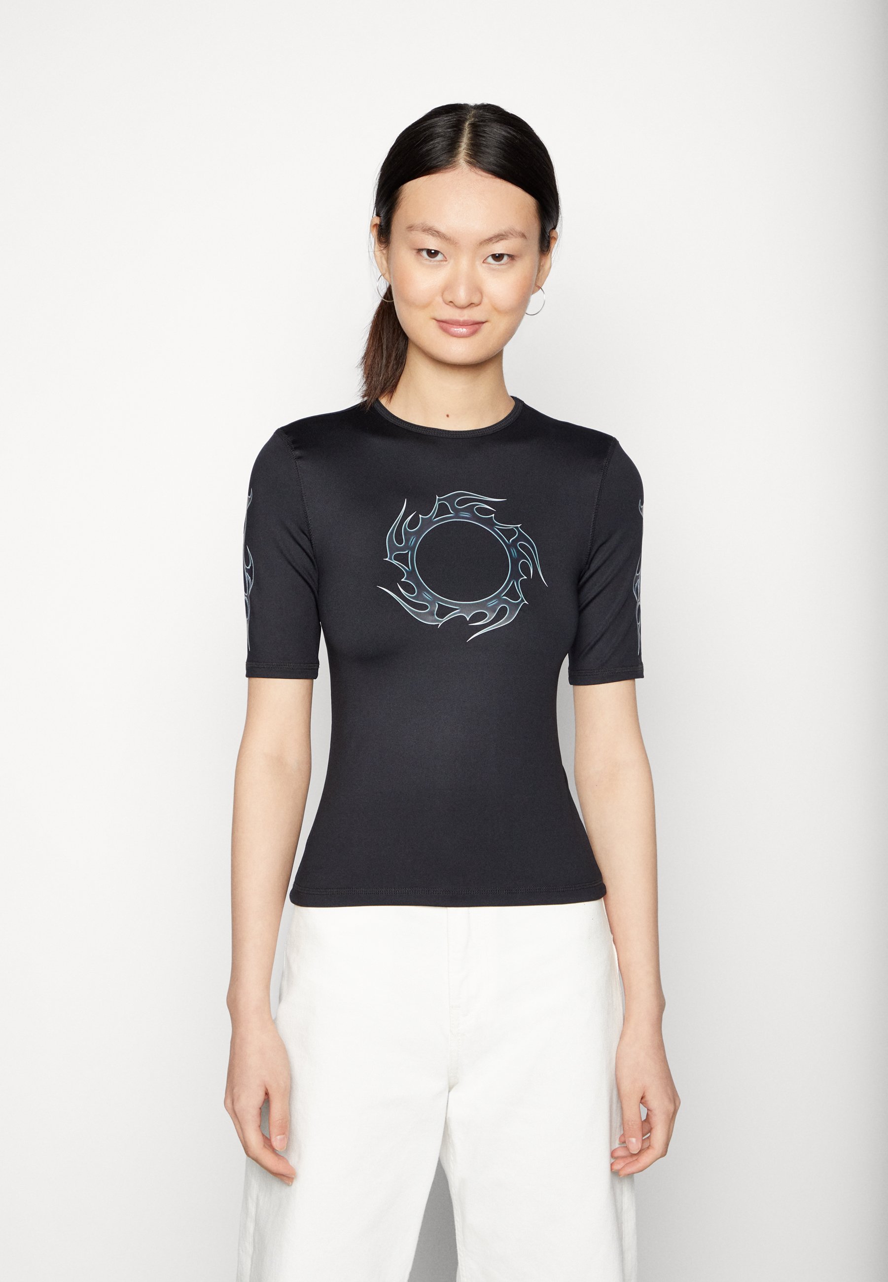 Weekday TRINITY - Print T-shirt - black 
