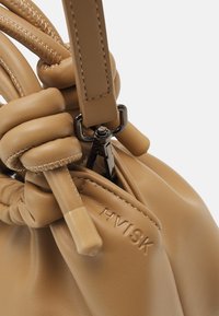 HVISK JOLLY SOFT STRUCTURE - Mala de mão - tan brown