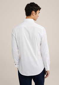 WE Fashion FUNDAMENTALS - Ing - white