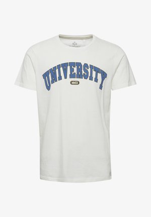 Fehér pamut póló, kék "UNIVERSITY" felirattal, íves formában. A dizájn barna kiegészítőkkel és kerek nyakkivágással rendelkezik. Rövid ujjú.