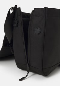 anello MESSENGER UNISEX - Mala a tiracolo - black