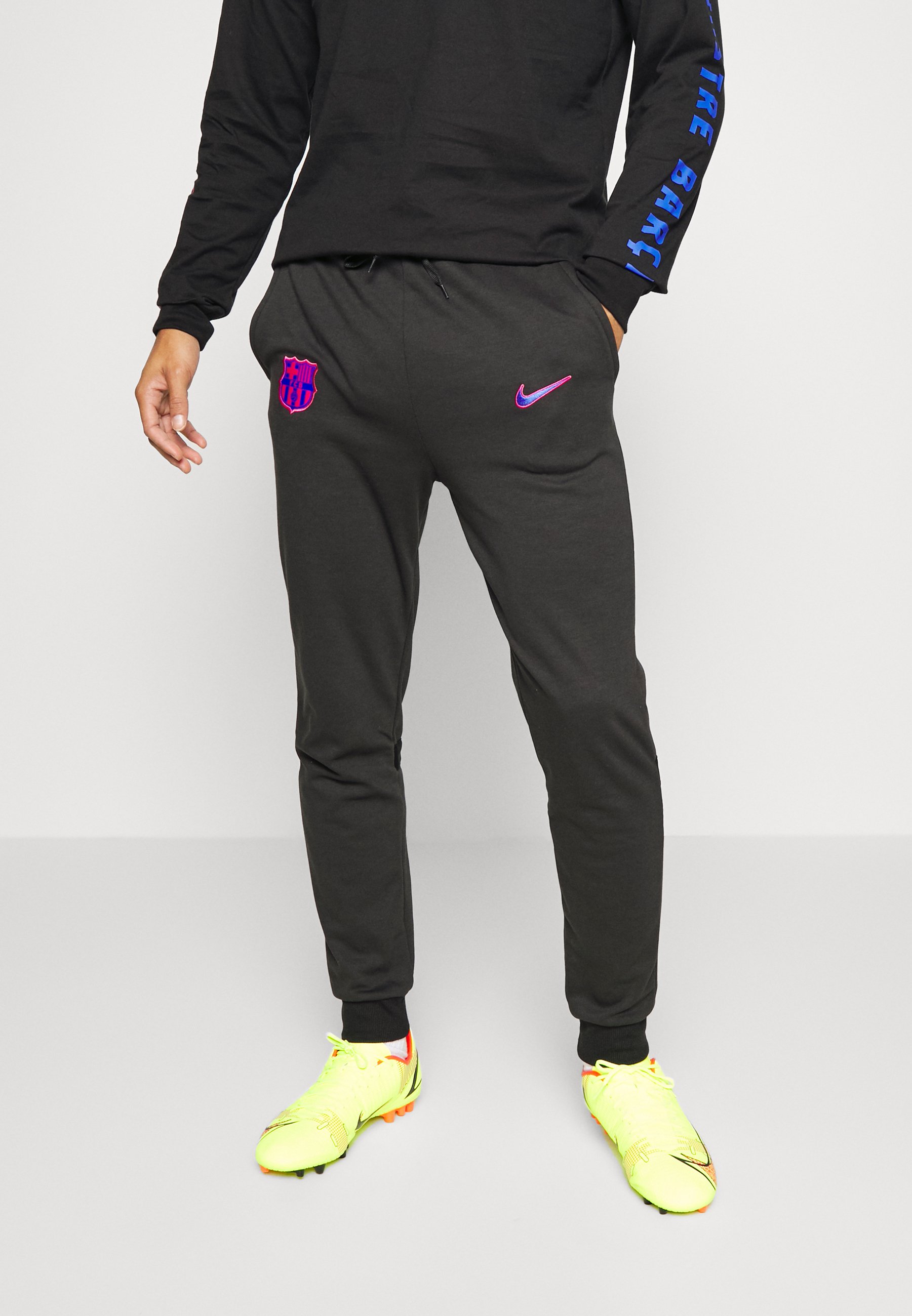 trainingsbroek fc barcelona