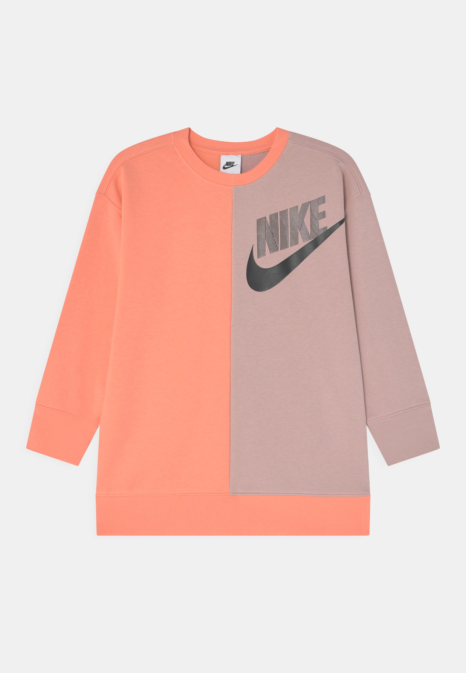 alter nike pulli