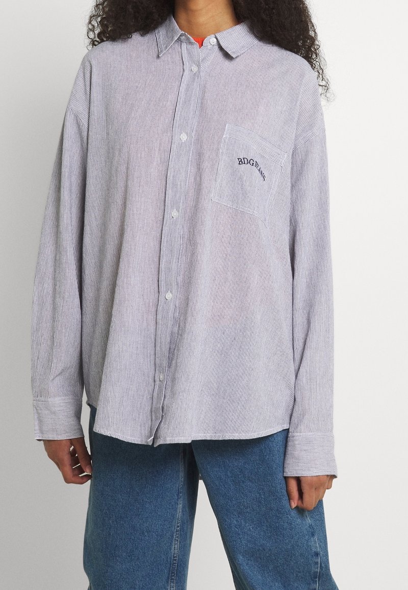 BDG Urban Outfitters Blus - grey